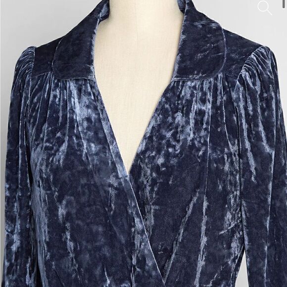 Modcloth Peak of Chic Crushed Velvet Top Faux Wrap Puff Sleeve Blue S - Picture 4 of 11
